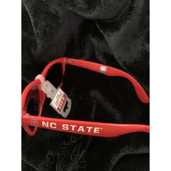 NORTH CAROLINA NC STATE WOLFPACK SUNGLASSES ADULT NCSU Red NEW Wayfarer Style - Picture 3 of 15